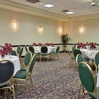 Please Help...Wedding linen