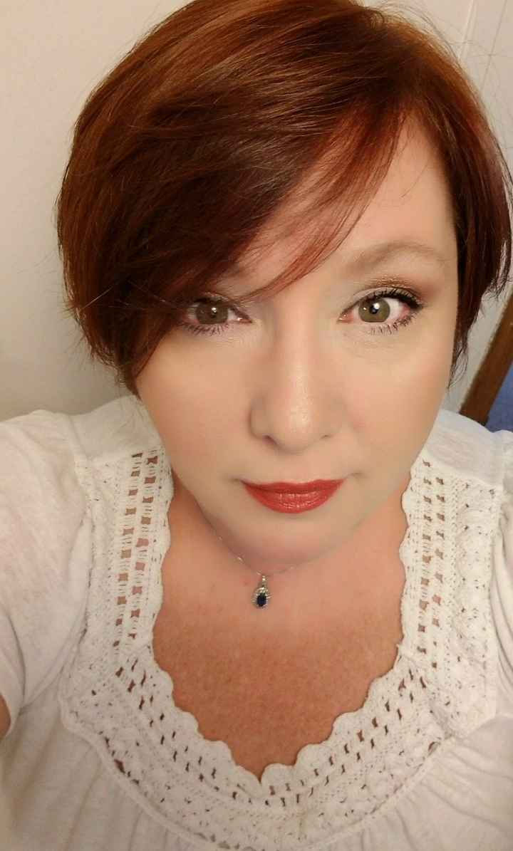 Post your makeup selfie?