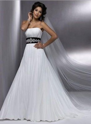 post your wedding  dress pic thanks.