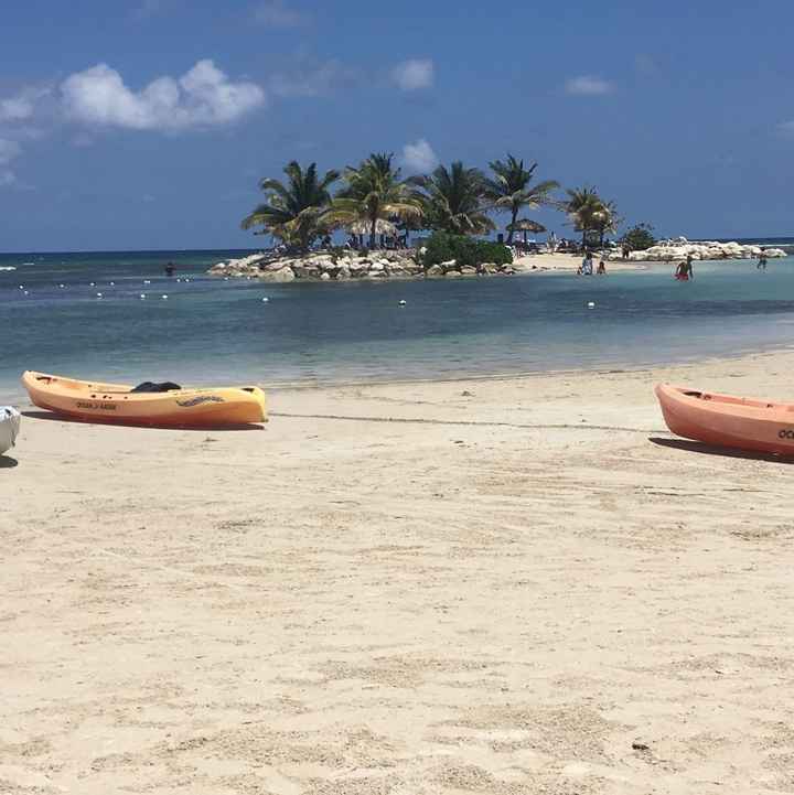 Honeymoons with a mix of beach and culture?