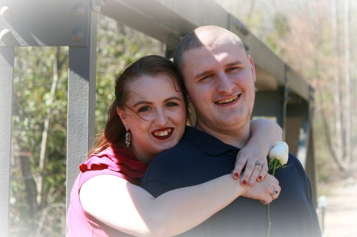 Engagement pictures are finally back!