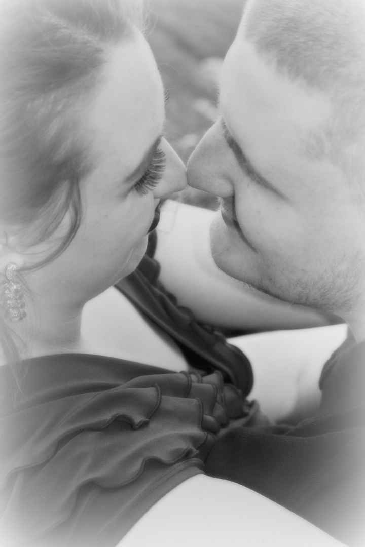 Engagement pictures are finally back!