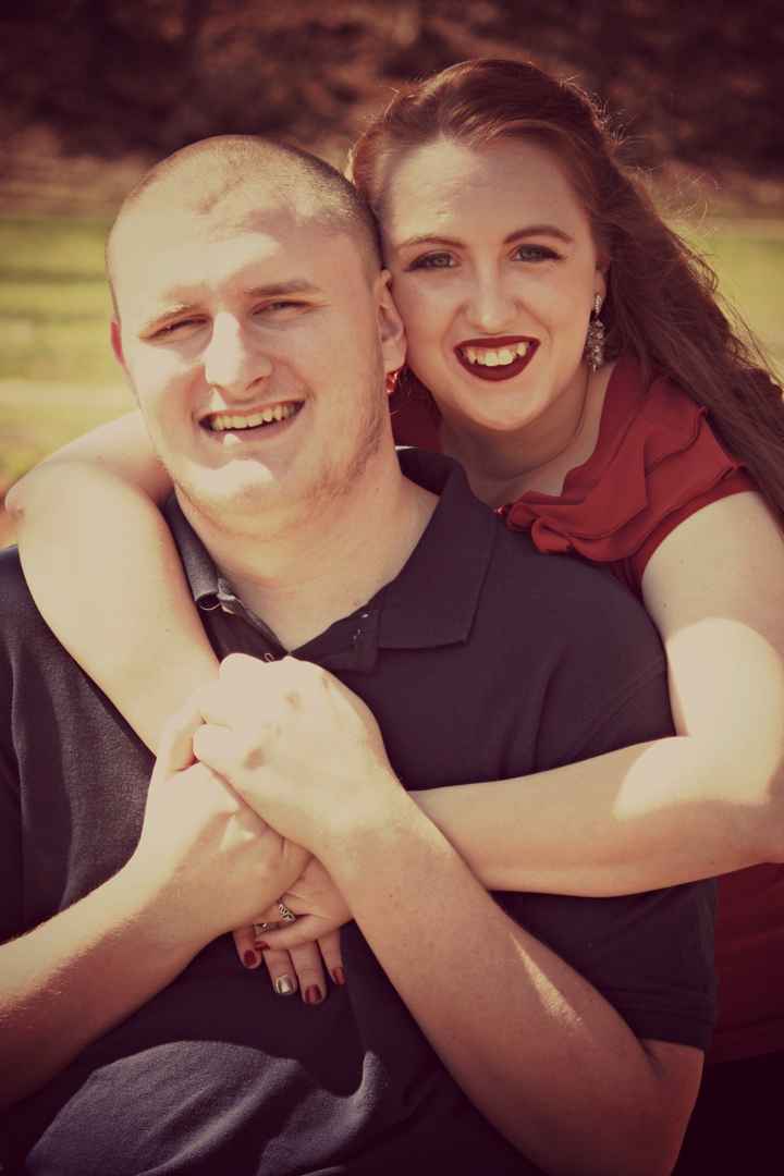 Engagement pictures are finally back!