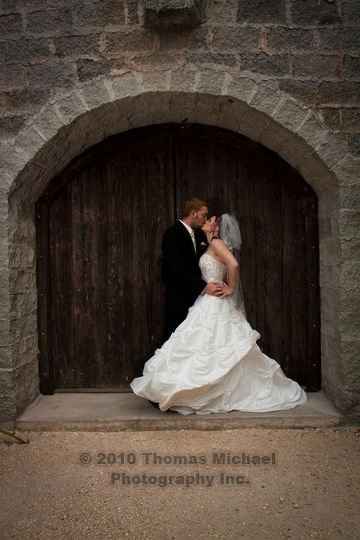 SMY favorite wedding dress pic.