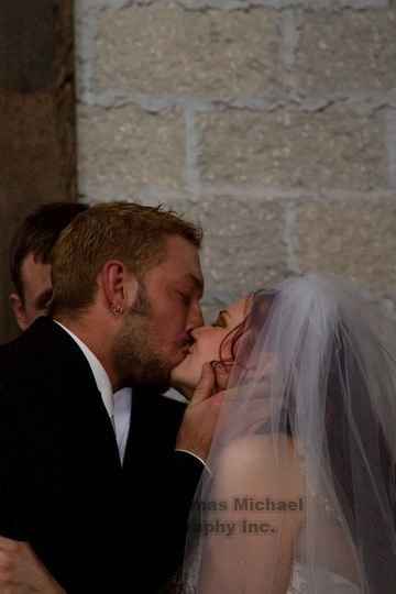 Let's see the 'KISS YOUR BRIDE' pics