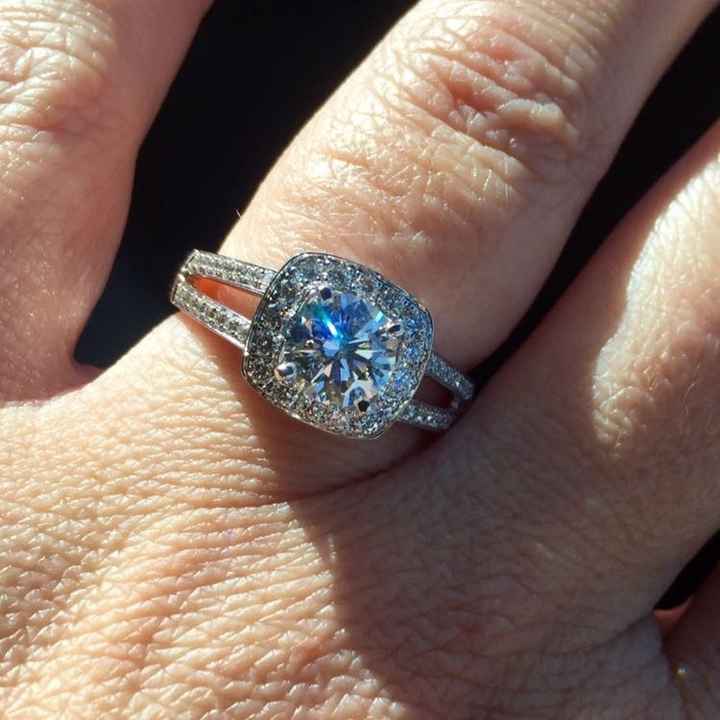 Let's see those beautiful rings lady's!