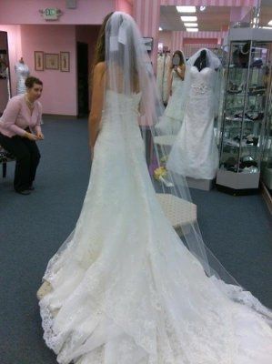 BRIDES...I want to see your DRESSES!!!~~~~