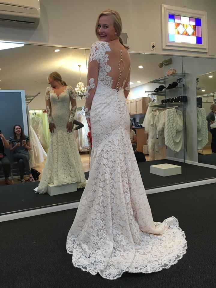 Show me your lace, please!