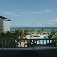 Let's see those HONEYMOON pics!