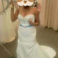 Show off your dress!!