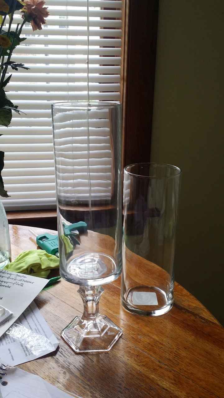 Does anybody DYI wedding flower center pieces?