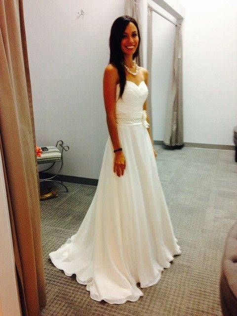 I need more dress porn in my life...