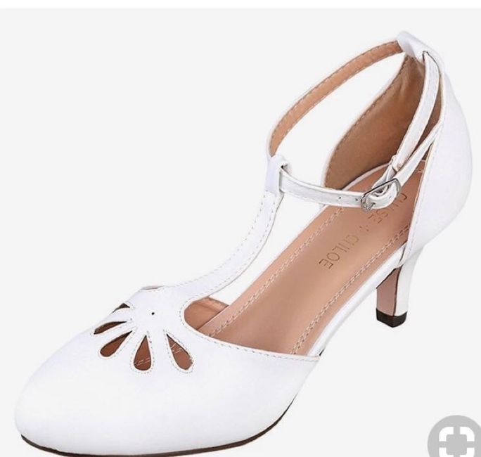 Shoes: White or Colorful? - 1