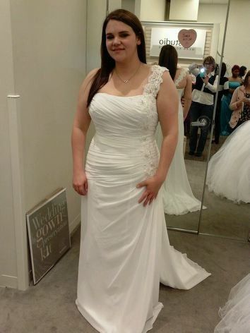 Plus-size brides!