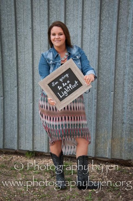 Show me your engagement photos!! :)