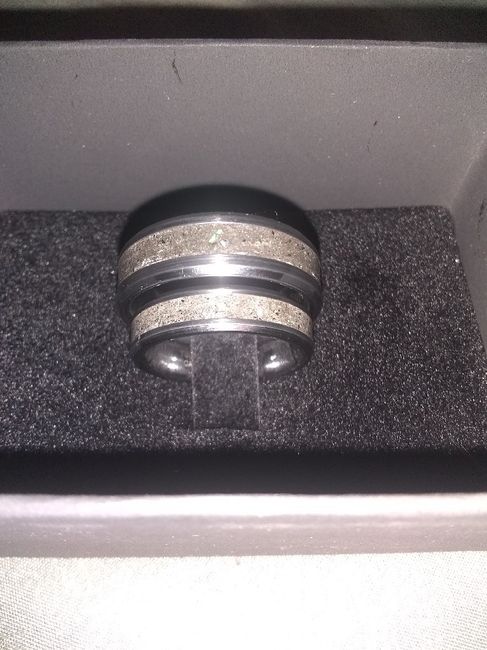 Show me your wedding rings 7