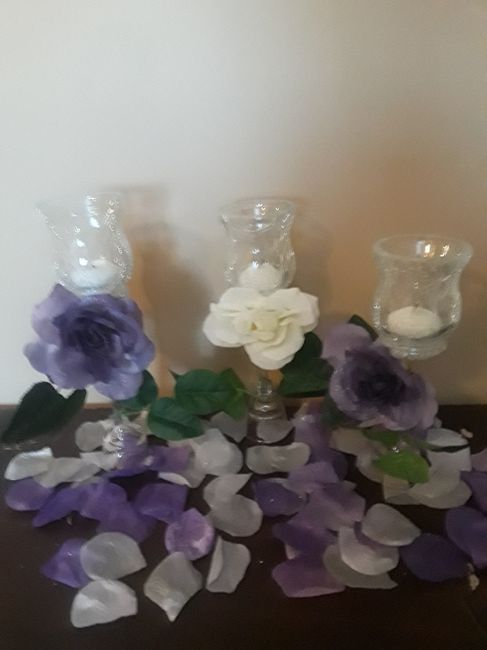 Who here is DIYing their centerpieces? - 3