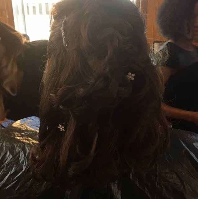 Calling all curly haired brides