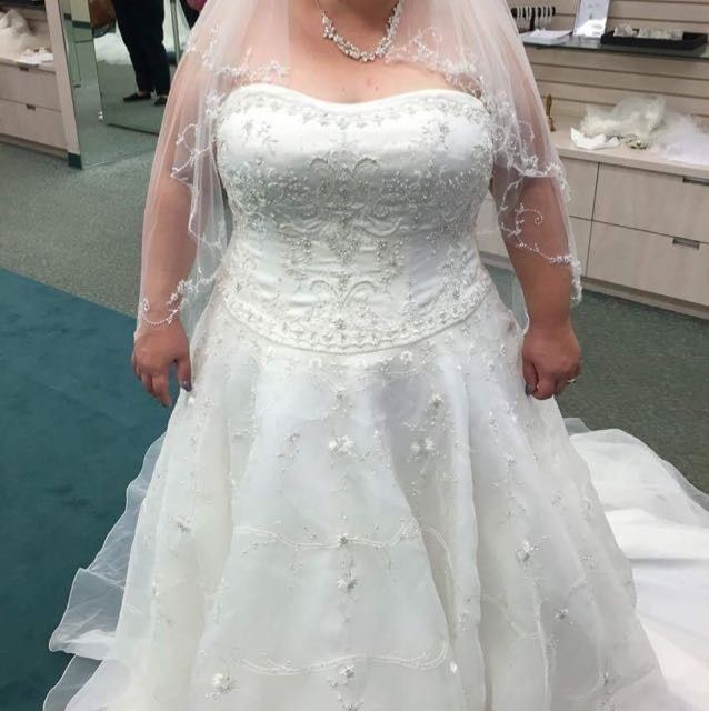Let's see your dresses!
