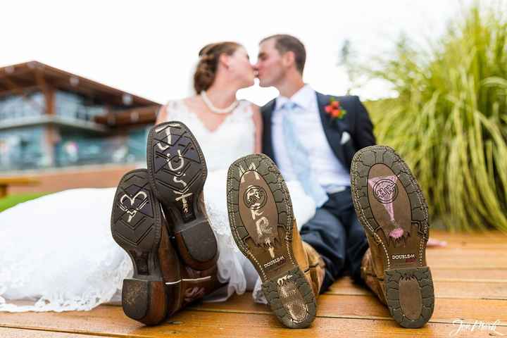 PRO photos are in!!  BM's in white dresses too. (seriously pic heavy - you've been warned!)