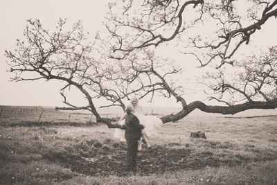 May I see your wedding portraits? (For those who are already married)