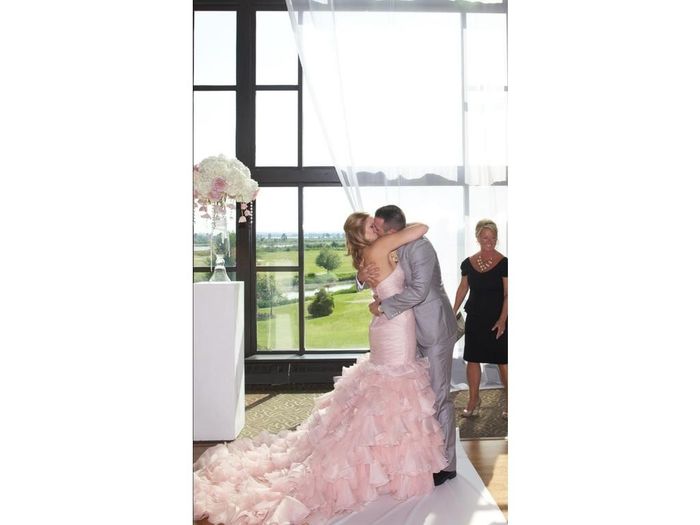 to Bustle. or not to bustle?