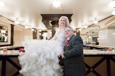 May I see your wedding portraits? (For those who are already married)