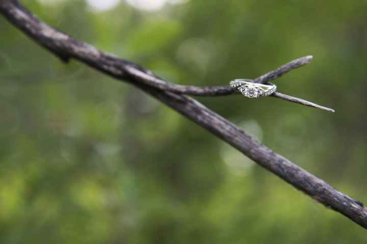 How many of you picked out your engagement ring??