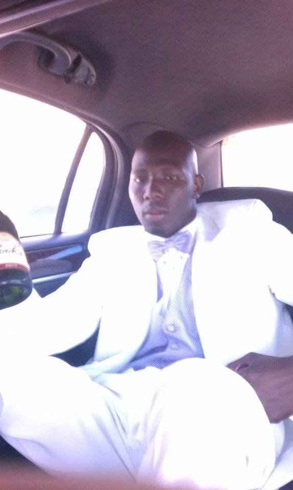 Hi I never really posted much on here but I just wantend to say I'M MARRIED! (PICS)