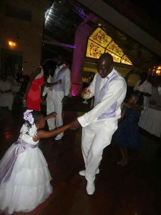 Hi I never really posted much on here but I just wantend to say I'M MARRIED! (PICS)