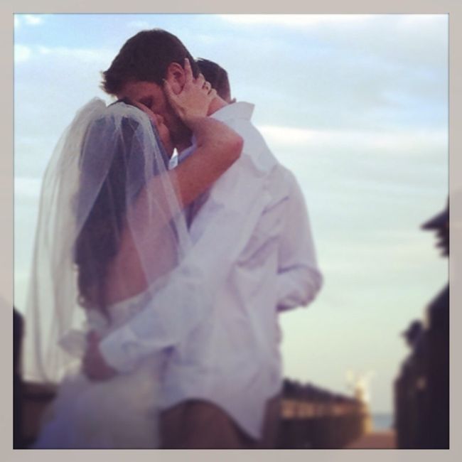 IM BACK AND MARRIED!! MY WEDDING WAS BEYOND PERFECT!! pic heavy.