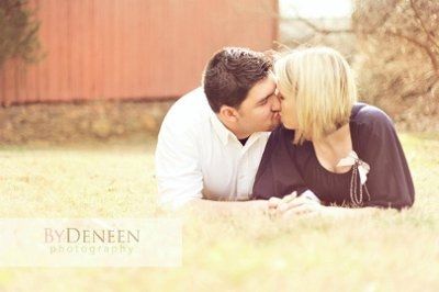 Engagement Photos Outfit! UPDATE: Pictures!!!