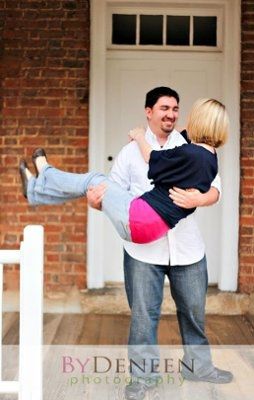 Engagement Photos Outfit! UPDATE: Pictures!!!
