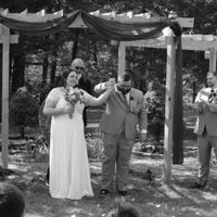 How to have a beautiful backyard wedding - 1