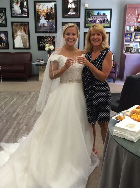 Found my dress! (Pics)