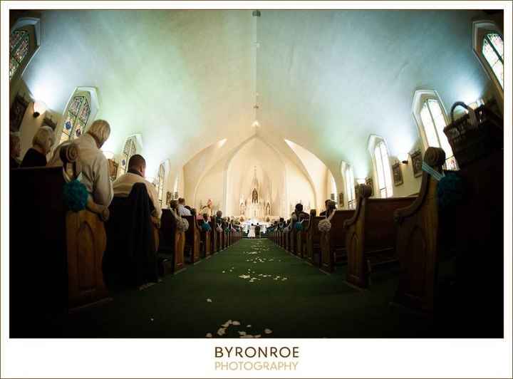 I'm married and have some wedding photos....come see!!