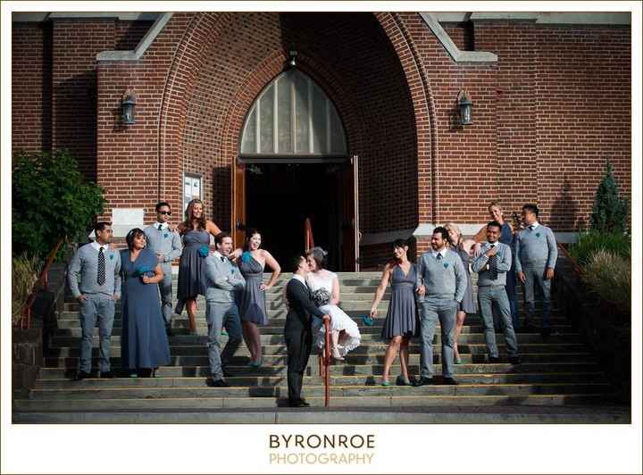 I'm married and have some wedding photos....come see!!