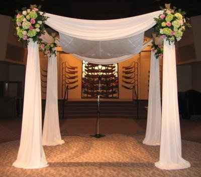 Michigan Brides?? Chuppah??