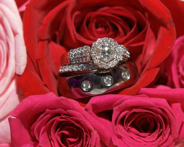 Show me your RING...engagement and/or wedding band :)