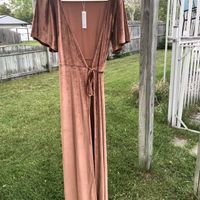 Bridesmaid dress troubles - 1