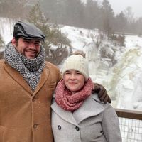 Overlooking the Falls 