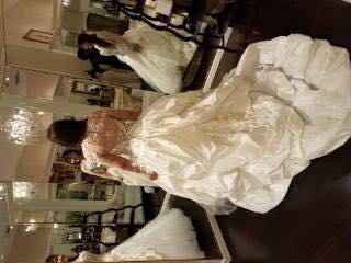  Hating my wedding dress - 1