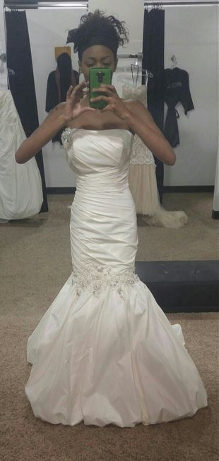 SHOW ME YOUR DRESSES!