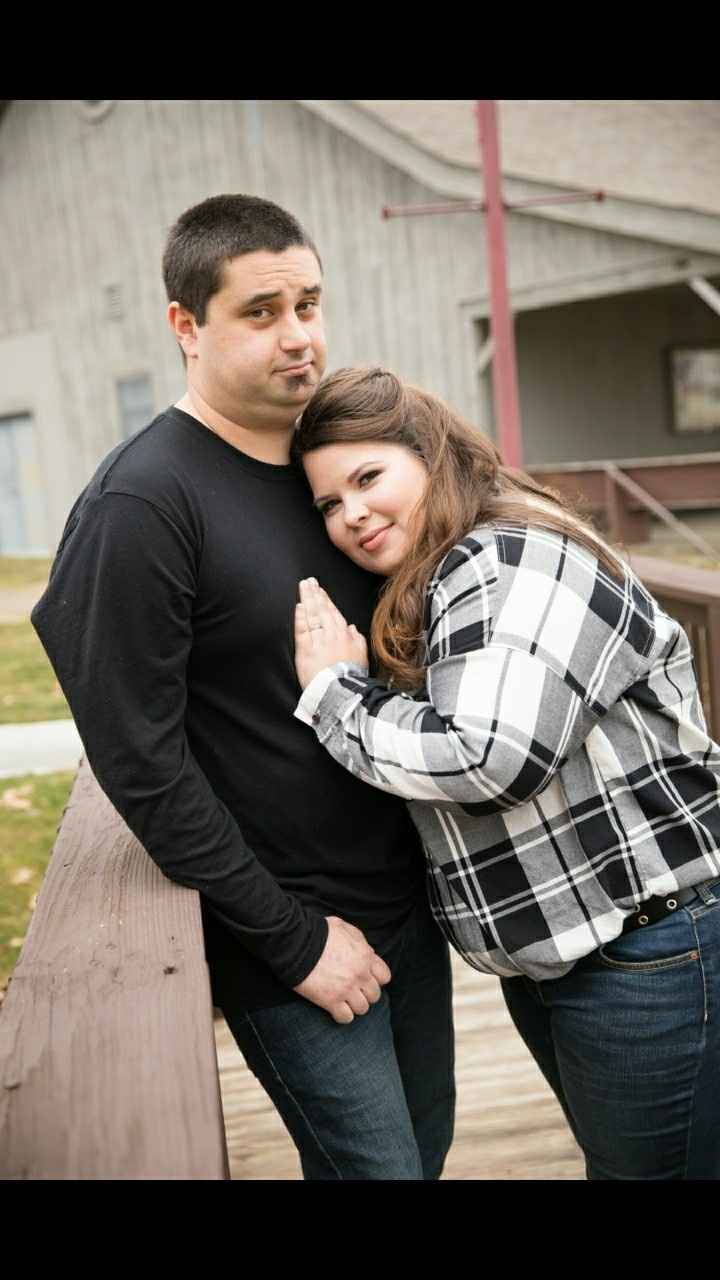 Engagement Pictures !!