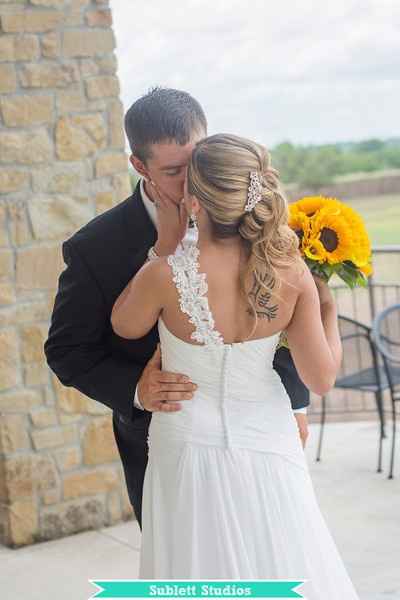 I'm FINALLY back and married (a little late). Pro Pics!!!