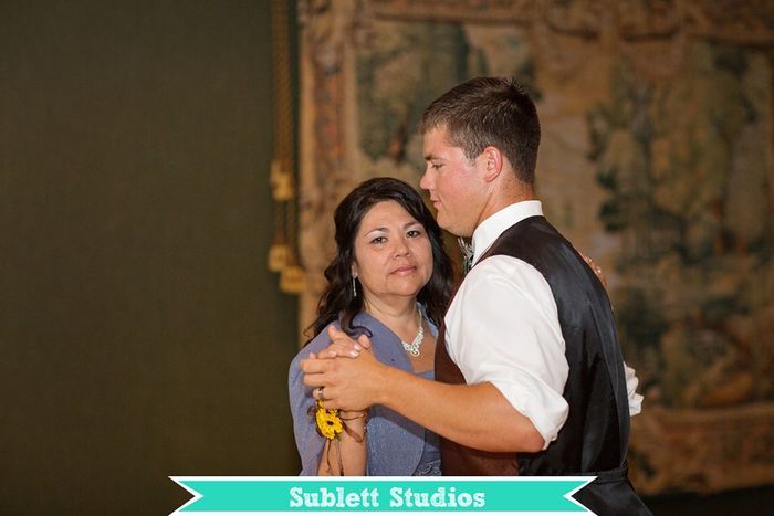 I'm FINALLY back and married (a little late). Pro Pics!!!