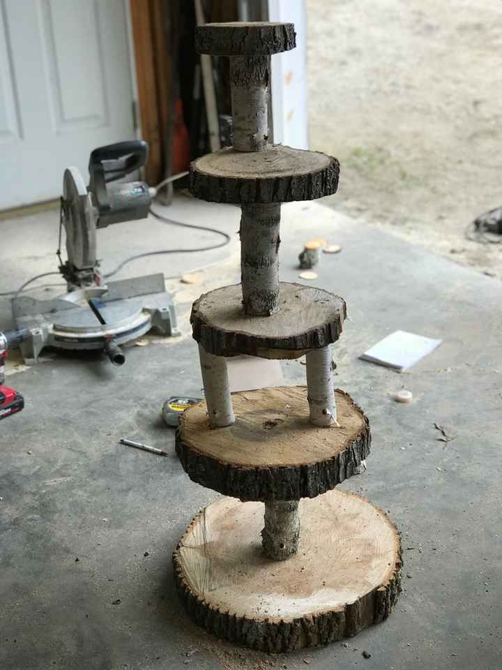 Cupcake/cake stand