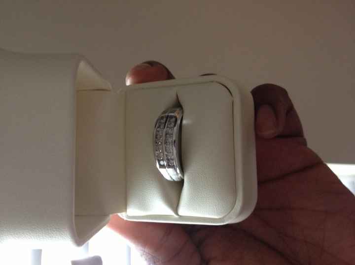 Show me you SO wedding band!