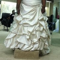 Any plus size brides out there???