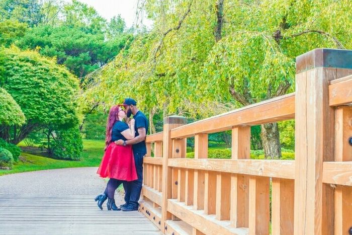 Engagement photo outfits